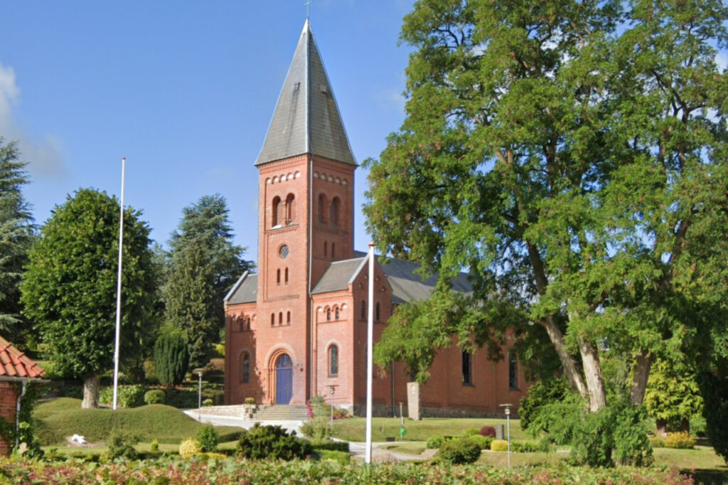 Aarup Kirke fra Google Maps