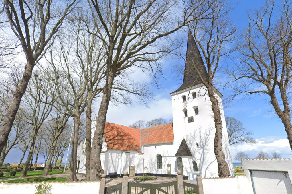 Bogense Kirke. Billede fra Google Maps